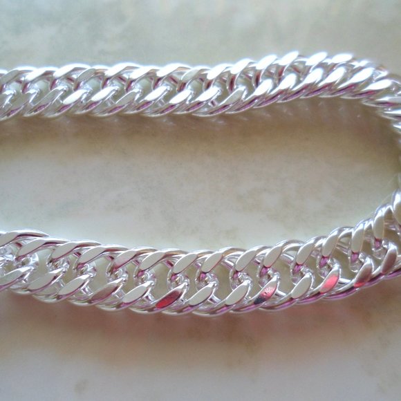 925 Silver Herringbone Style Bracelet - Picture 6 of 10